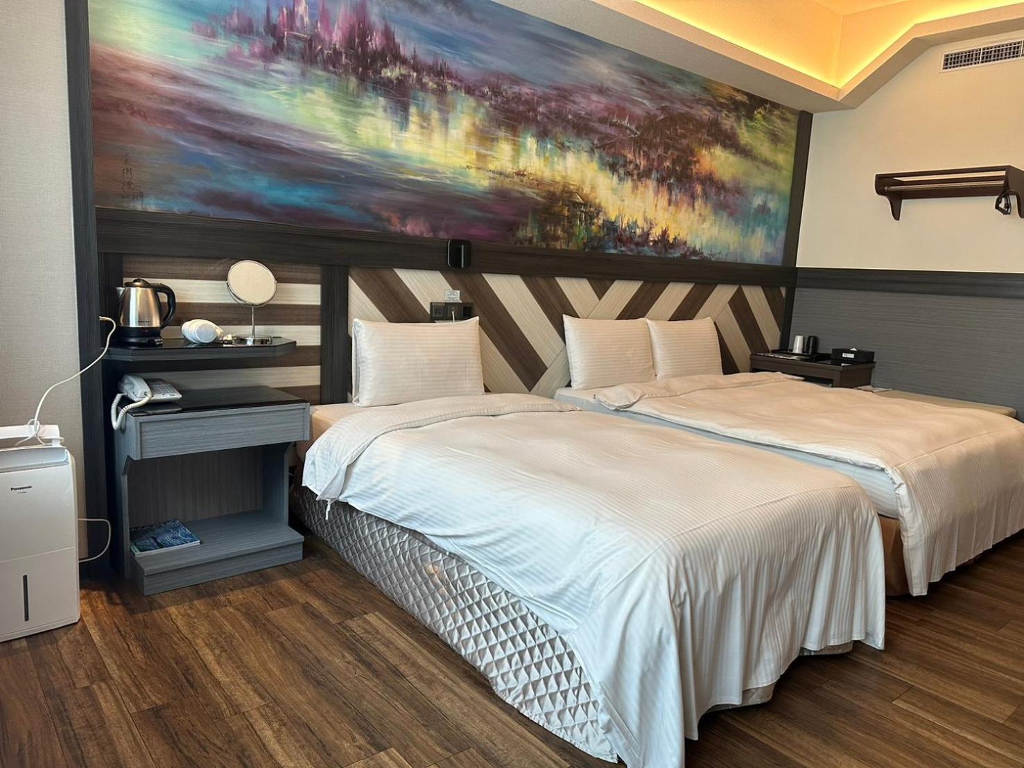 Weifeng Boutique Business Hotel - Zhanqian Branch Pingtung Екстериор снимка